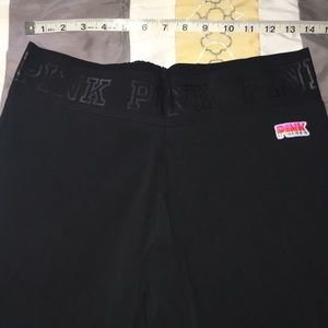 PINK VS black leggings